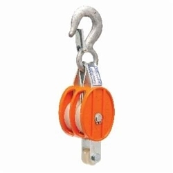 Campbell® 7222213 3102F Double Sheave Block, Manila Rope Cable, 3/8 to 1/2 in, 1000 lb Load, 3/8 in ID x 2 in OD