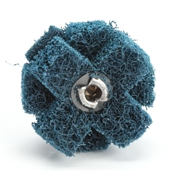 Standard Abrasives™ 7000046826 Eyelet High Strength Cross Buff, 1-1/2 in Dia Buff, Medium Grade, 3 Plys, 1/2 in W Face