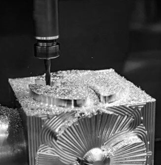 select a cutting tool that suits the material and application