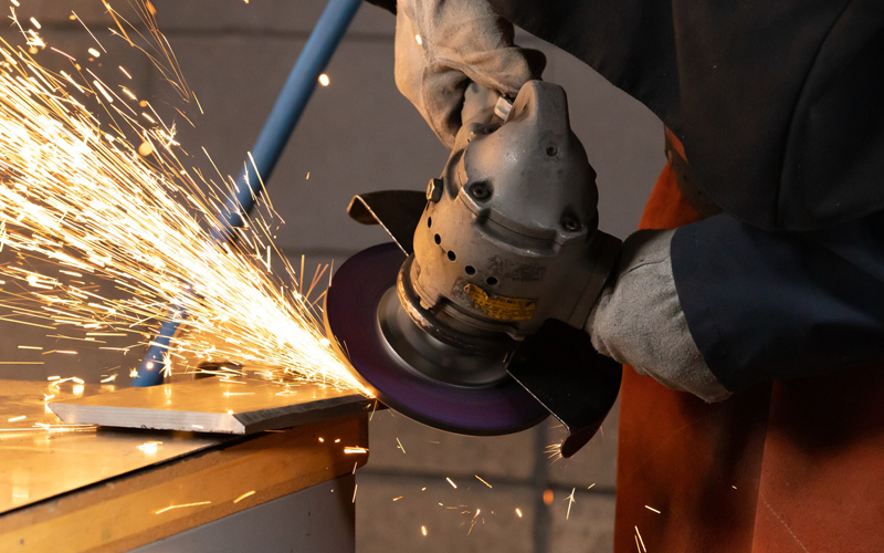 Cubitron 3 grinding wheel on a 3M grinder